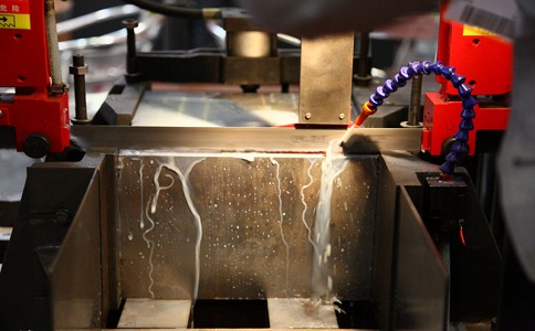 秦皇岛提高硬质合金带锯条切割钛合金效率的实用技巧